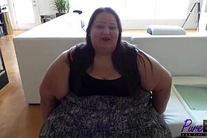 i, um, interviewed this ssbbw apple bomb behind the scenes.