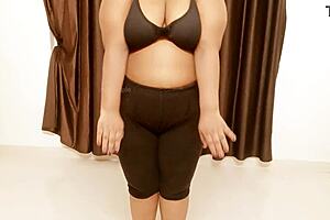 Sexy Indian girl from Jharkhand with big tits.