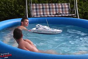 FRESH YOUNG 18+ TWINKS FUN AND BAREBACK SEX