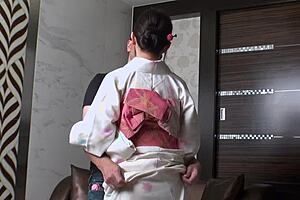 Yukata-clad mature woman in intimate encounter - Nozomi Tanaka 1