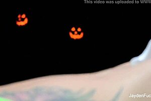 jayden jaymes gets spooky solo fun