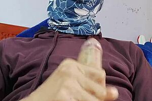 Hot Teen Wants to Fuck!