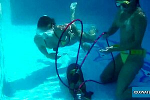 Swimming Babes Minnie Manga And Candy Fuck Underwater, Orgasmic Masturbation!