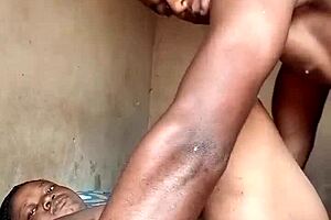 Check out this new curvy MILF