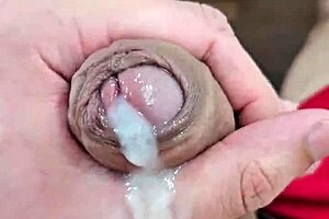 Young brazilian twink discovers bisexual desires with neighbor