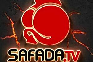 Bruninha fitness demonstrates her feet in a detailed footjob session with her pussy involved