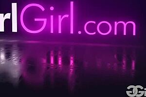 Wow! Petite Newbie Just Nikki Devours BBC in LA Blowjob Frenzy