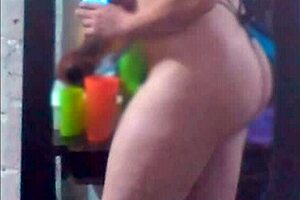 Super sexy latina shemale escort boldly shows off her stunning body for hot sex.