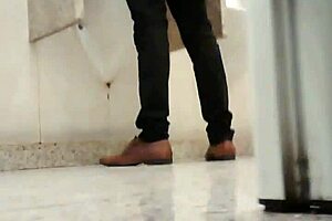 Gay Amateur Pegs In Shopping Bathroom