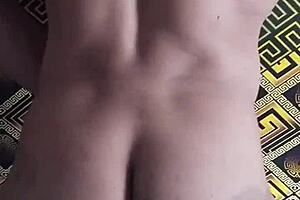 Light Skinned Nigerian Guy Wanks Big Dick!