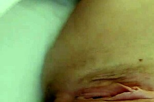 alina squirting in the hotel room