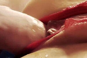 Extreme Close-Up Pussy Fucking With Macro Creampie Cumshot