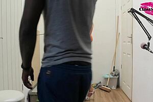 Behind the scenes on a photo shoot with cute amateurs and pornstars