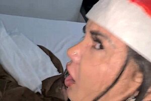 Gozada de Natal com Líder Religioso Merry Christmas no Meu Cuzinho Cumshot