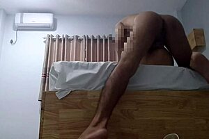 Burmese student couple licks pussy and fucks in hotel.