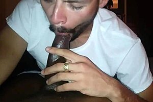 I can't stop pleasing my boy with my eager mouth