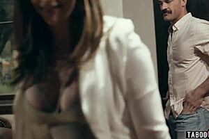 Teen mistress crashes married couple’s doorstep for sneaky blowjob and hardcore action