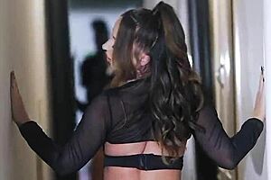 Jada Stevens Sexy Milf With Big Ass