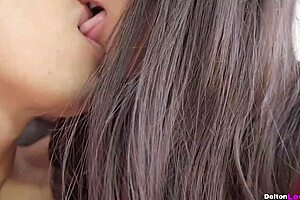 Todo Comenzó Con Besos Apasionados Y Lick Todo El Culo