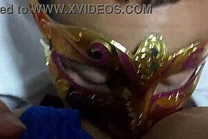 a bandida do privacy ficou toda molhada fodendo de quatro com o nego catra