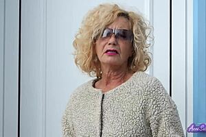 hard day ends with intense orgasm