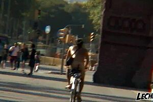 Camiseta Mojada y Más