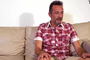 hey, check out the theater teacher getting naughty 😈