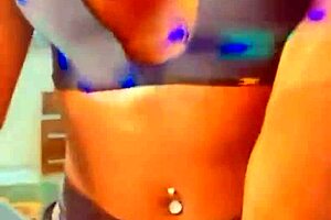 i give you jerk off instructions in portuguese, begging you to fuck my pussy