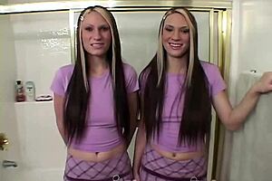 Simpson twins intensely finger tight pussy in bathtub