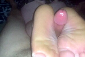 In this homemade bbw scene, the fat kitten bends over for doggystyle with big cock, focusing on her big ass