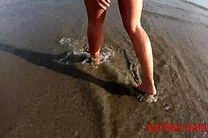 enjoying the beach while cuckolding my doormat with rayssa garcia 😎