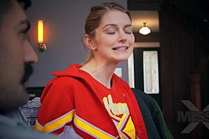 Nadya Nabakova and Brandon Ashton in the contest with cumshot