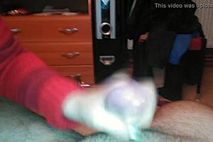 Hey, wanna see how I stroke this out for a wild finish? I got this amateur clip just waiting for your eyes to feast on!