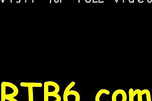 Hung up playgirl gets rough blowjob and sloppy fucking in the garage