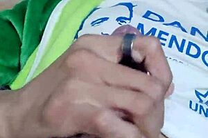 hey, why's this young guy with a nice cock jerking off so hot?