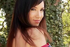 Does chesty beauty Jelena Jensen adore masturbating her big pussy outdoors?