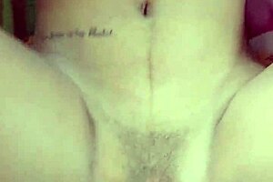 Me cojo a Yuleiny mientras vemos una pelicula?