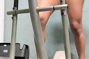 Wow, Look At This Brave One Daring Pussy Licking And Cunilingus In The Gym Voyeur Scene!