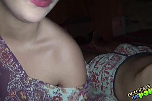 want to finger this blonde milf in lesbian lesson