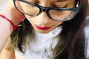 Beautiful Whore Gives Homemade Blowjob And Gets Facial Cumshot