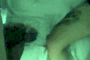 la esposa latina de mi amigo con tetas grandes mientras la follo en casa 😍