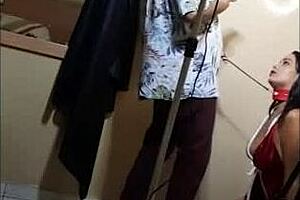 Morena Entra Na Piroca E Mamou Bem Gostoso Em Época De Natal