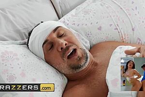 Brooklyn Gray Likes It Big with Keiran Lee in Roleplay