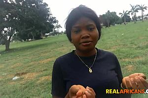 Yo, curvy Ebony blows her BF deep POV! 😍