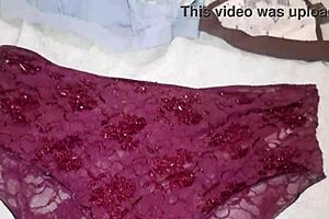 me masturbating with my best friend's used lace panties 😏💦