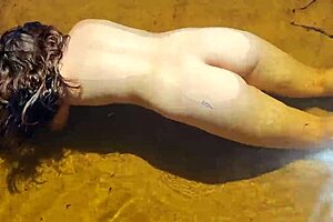 Novinha Branquinha Gostosa Exploring Nudist Beach First Time with Bruninha Fonseca & Joao O Safado