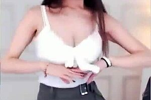 Korean Girl’s Winter BJ with Titty Bounce, Wow!