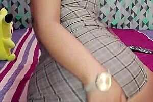 latina chibola masturbates desperately until squirting in anal scene