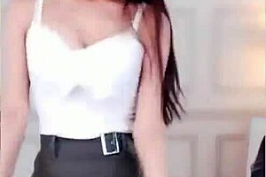 Korean Girl’s Winter BJ with Titty Bounce, Wow!