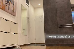 exhibitionist girl flashes delivery guy with something spicy to see